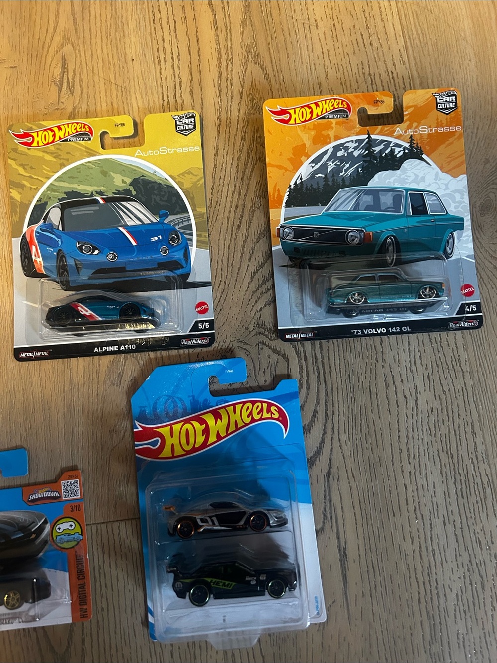 Random Hot Wheels Lot - Picture 3 of 4